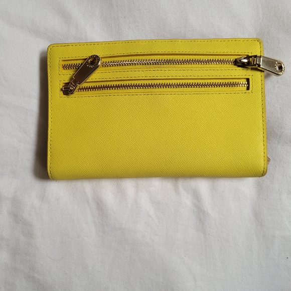 DKNY wallet - Picture 2 of 3